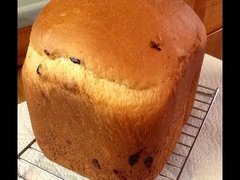 Lithuanian Raisin Bread  (Velykos Pyragas)